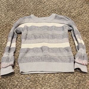GAP Women's Gray and Cream Striped Sweater